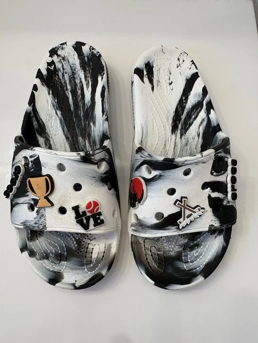 Crocs Classic Marbled Slide Sandals Black/White Tie Dye M/7 W/9 Sports Jibbitz